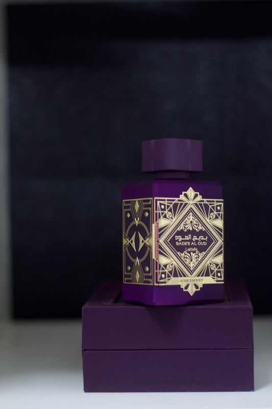 Lattafa Bade Al Oud Amethyst + Regalo frasco de viaje.