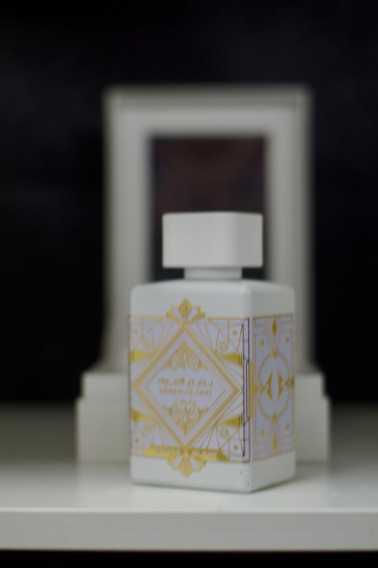 Lattafa Bade Al Oud Honor & Glory + Regalo frasco de viaje.
