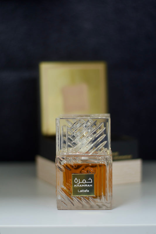 Lattafa Khamrah Eau de Parfum 100 ml + Regalo frasco de viaje.
